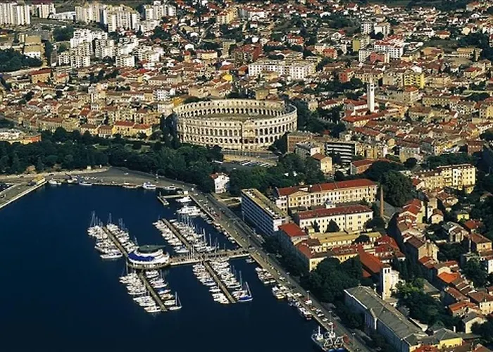 City Goga * Pula